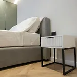 Mina Luxury