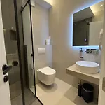 Mina Luxury *