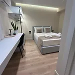 Mina Luxury *