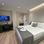 Mina Luxury * Tirana