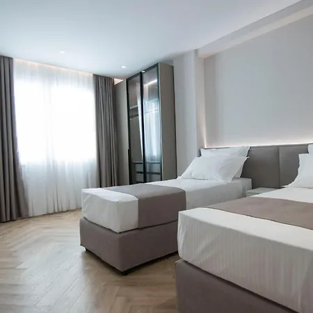 公寓 Mina Luxury 地拉那