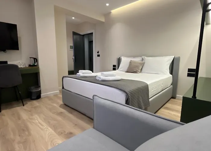 Mina Luxury * Tirana