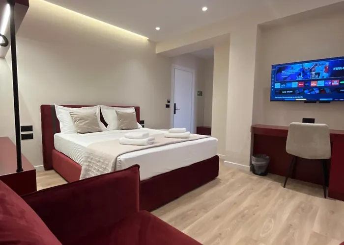 Mina Luxury * Tirana