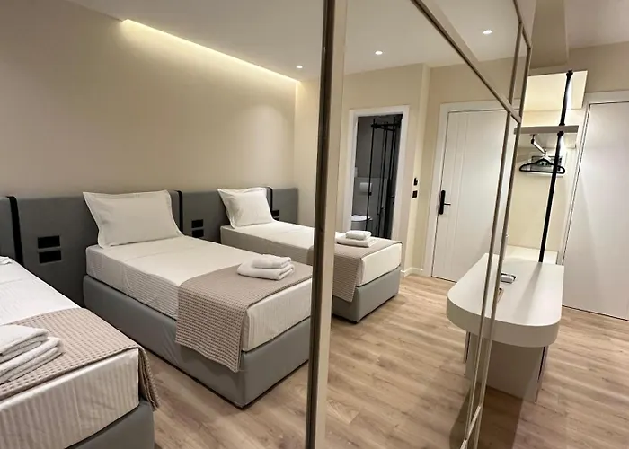 Mina Luxury Lägenhet Tirana